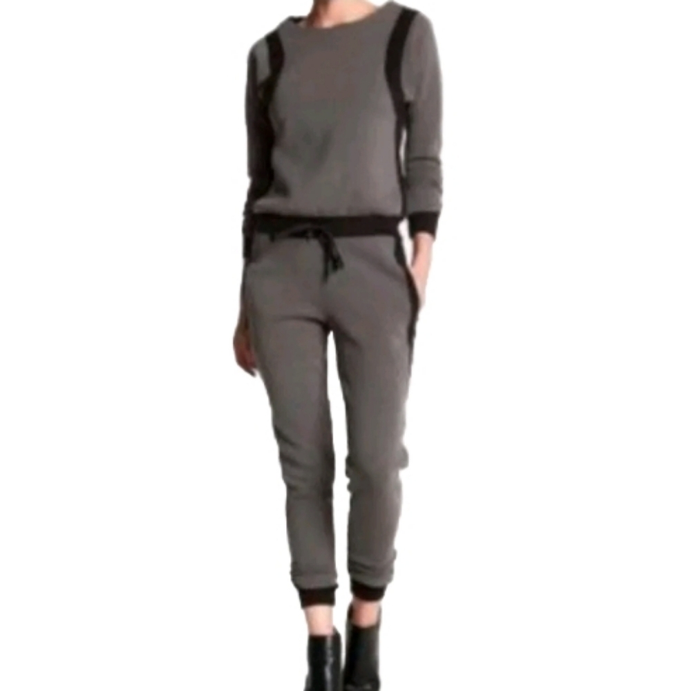 LIME & VINE Scuba Gray and Black jumpsuit Size Small
